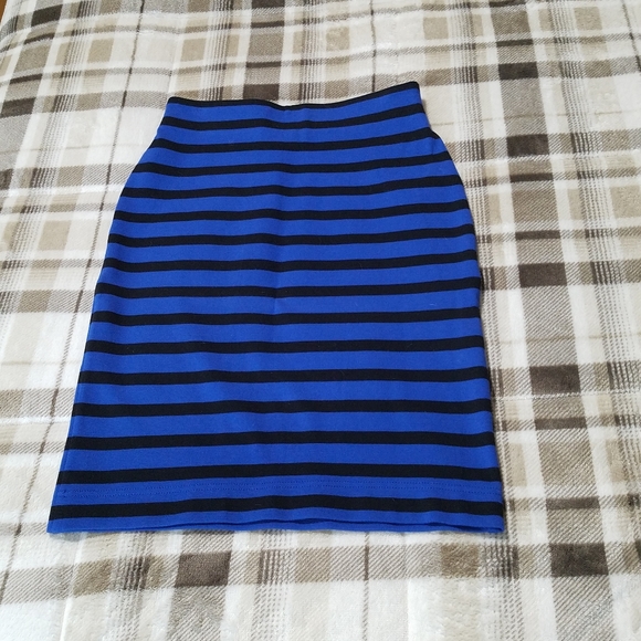 LOFT stretch pencil skirt blue black stripe XS - Picture 7 of 8